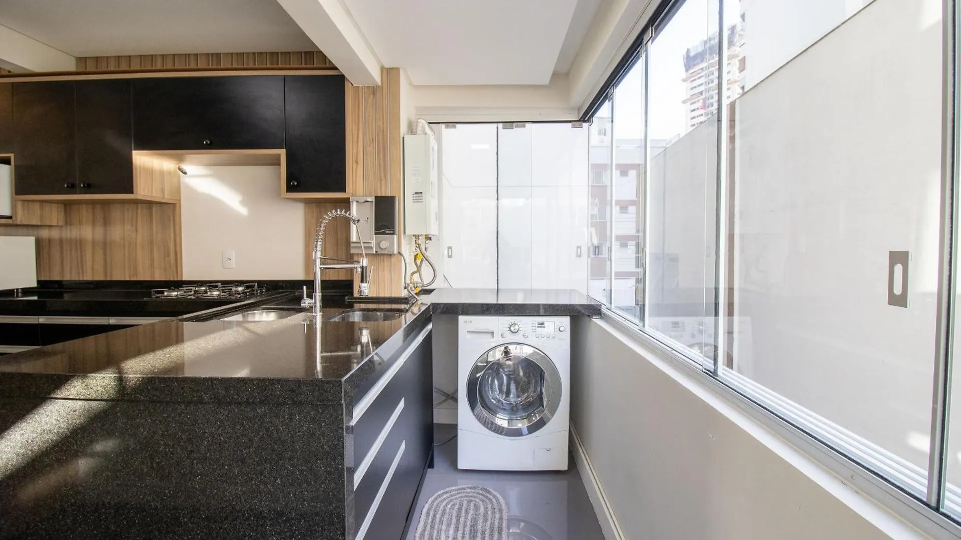 Balneário CamboriúGnv103 - Aconchegante, Climatizado, Garagem, Wi-Fi公寓 巴西